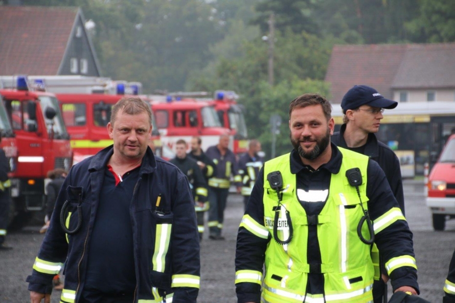 Großalarm im Altweibersommer 